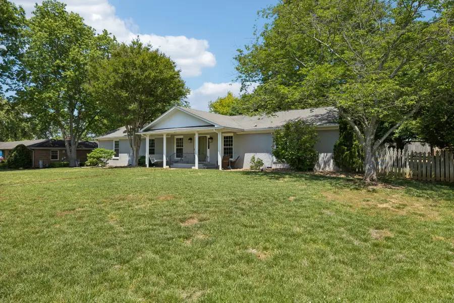 1722 Haynes Dr, Murfreesboro, TN 37129 - #3