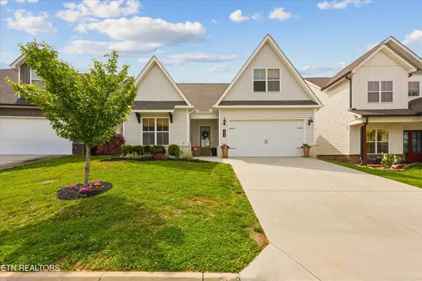 1210 Belle Pond Ave, Knoxville, TN 37932