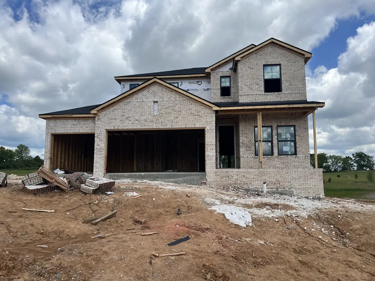 3203 Gravity Drive, Columbia, TN 38401 - #1