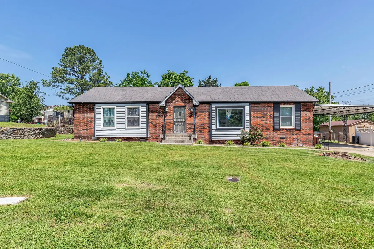1141 Apple Valley Rd, Madison, TN 37115 - #1