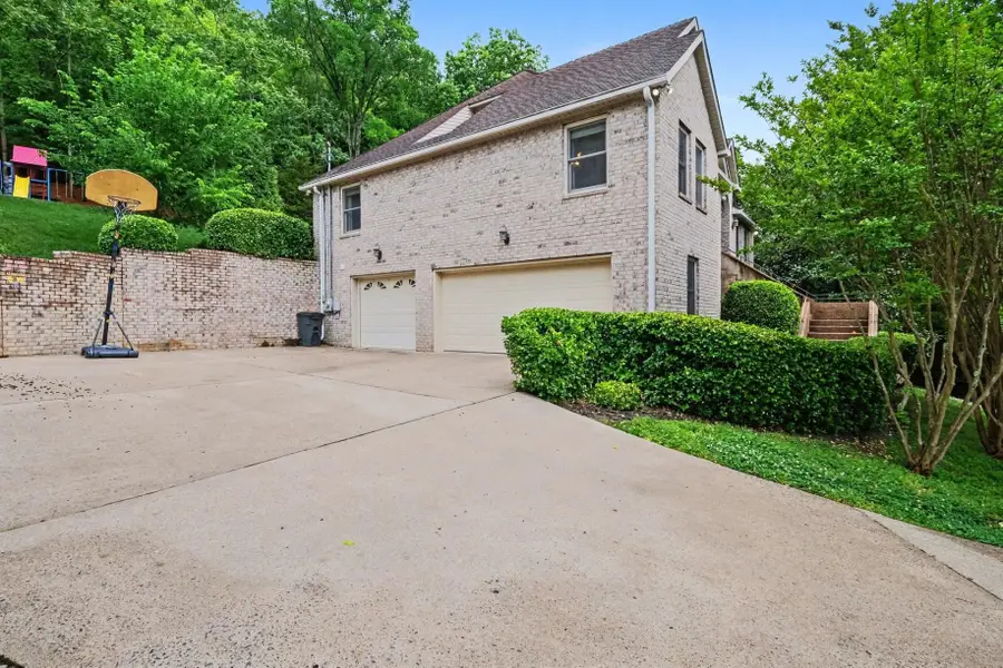 406 Hicks Rd, Nashville, TN 37221 - #2