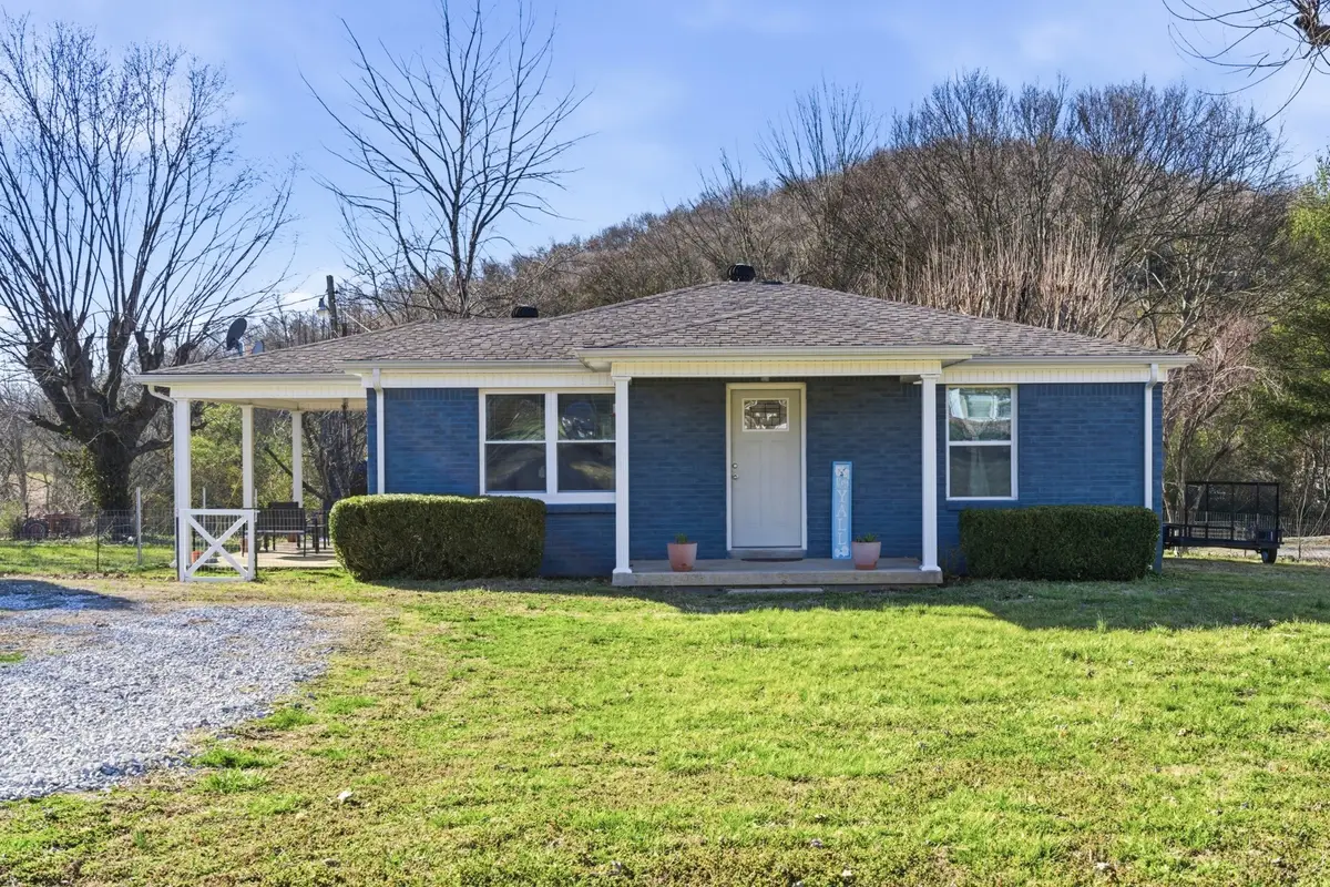 31 Horseshoe Bend Ln, Elmwood, TN 38560 - #1