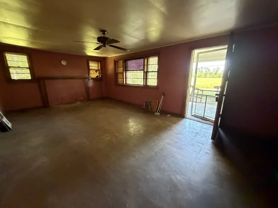 3962 Highway 70 W, Dickson, TN 37055 - #3
