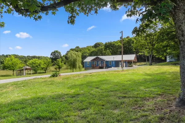 402 Cortner Hollow Rd, Petersburg, TN 37144