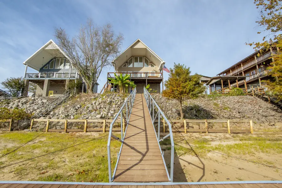 1040 Whites Creek Ln, Decaturville, TN 38329 - #3