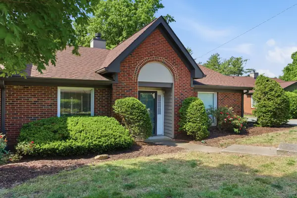 212 Highland Villa Cir, Nashville, TN 37211