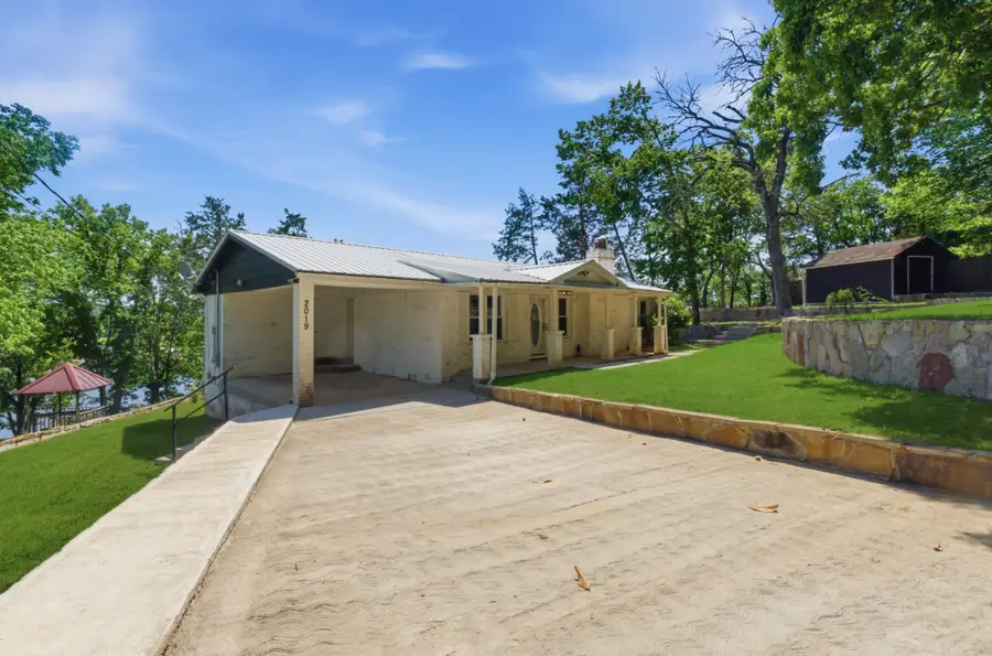 2019 Cedar Bluff Dr, Decaturville, TN 38329 - #2