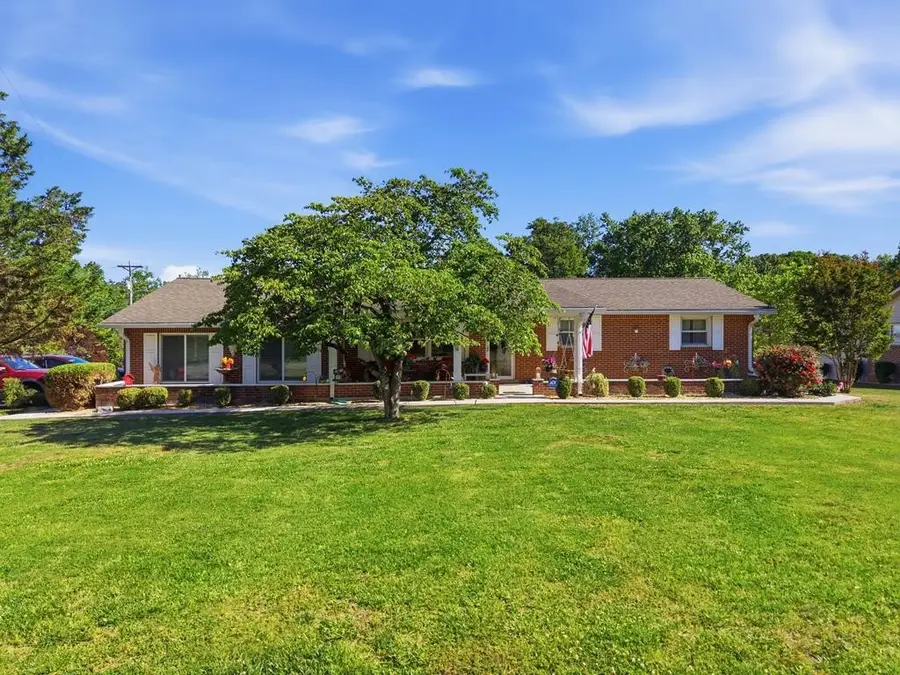 418 Kenway St, Cookeville, TN 38501 - #2