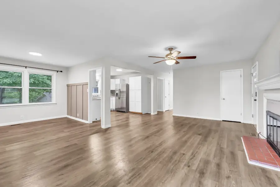 301 Main St, Cumberland City, TN 37050 - #2