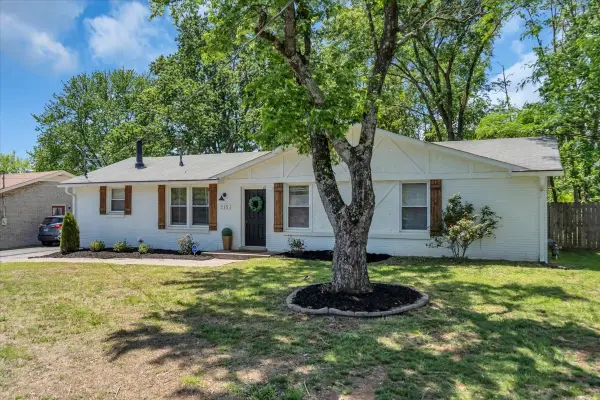 215 Blue Ridge Dr, Old Hickory, TN 37138