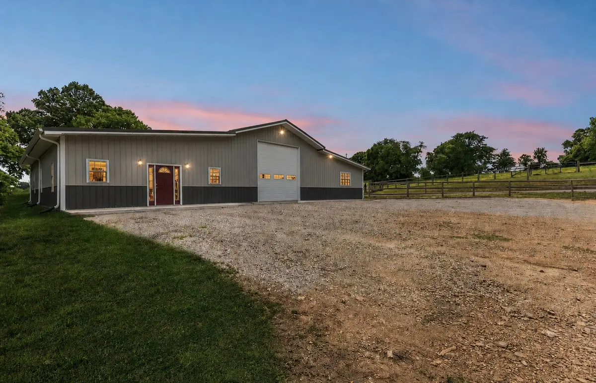 950 Old Agnew Rd, Pulaski, TN 38478 - #1