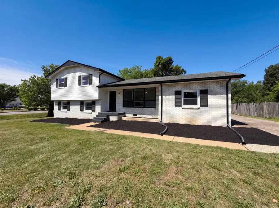 105 Ivy Dr, Hendersonville, TN 37075 - #2