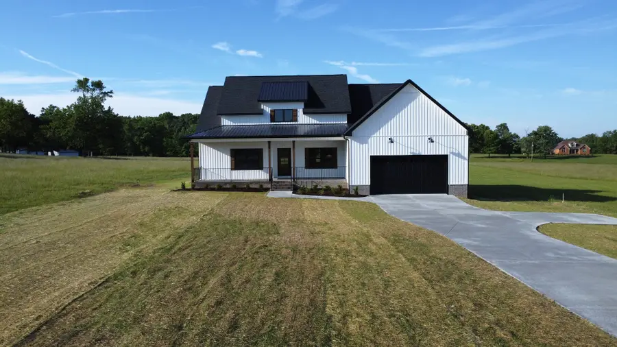 2672 Coleytown Rd, Lafayette, TN 37083 - #2