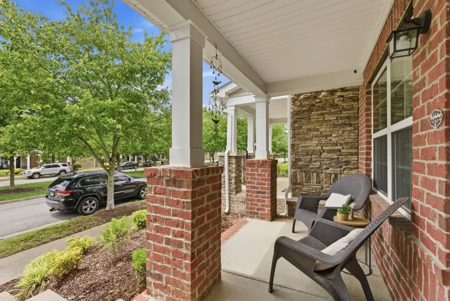 1421 Riverbrook Dr, Hermitage, TN 37076 - #2