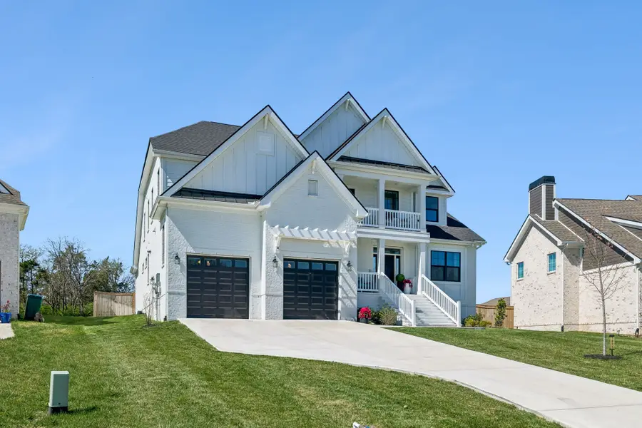 1071 Oakhall Dr, Mount Juliet, TN 37122 - #3