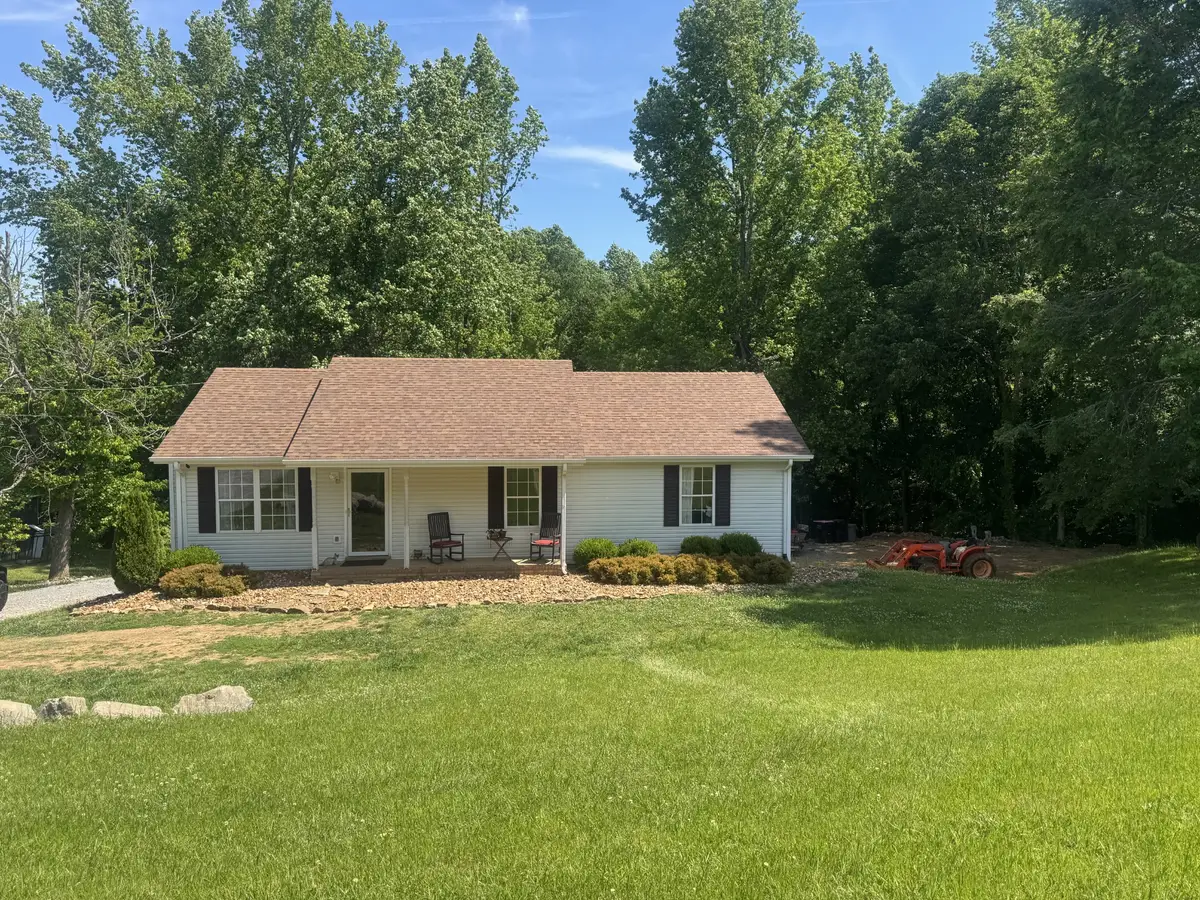 2381 Palmyra Rd, Palmyra, TN 37142 - #1