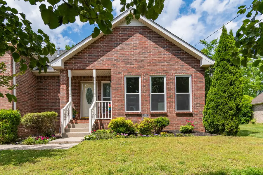 110 W Braxton Ln, Hendersonville, TN 37075 - #3