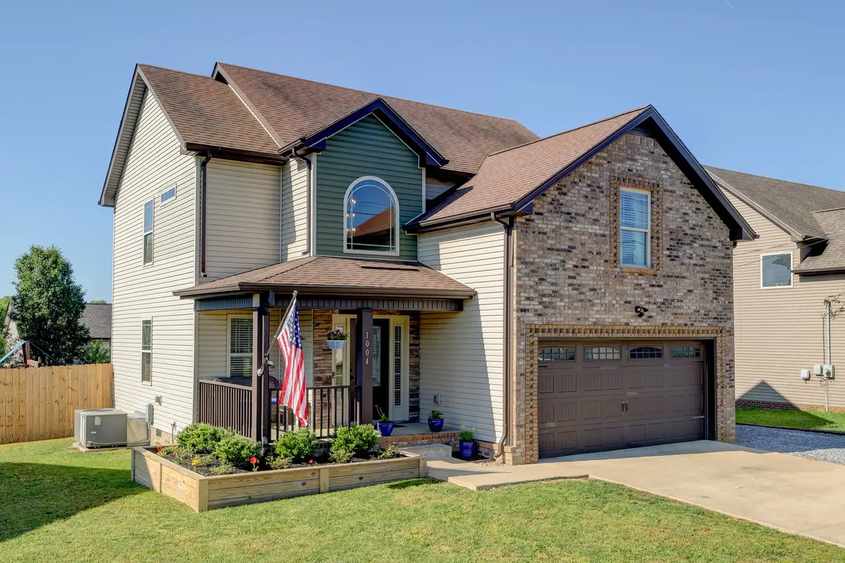 1004 Sunrise Dr, Clarksville, TN 37042 - #1