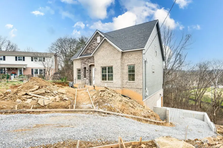 701 Harpeth Knoll Ct, Nashville, TN 37221 - #2