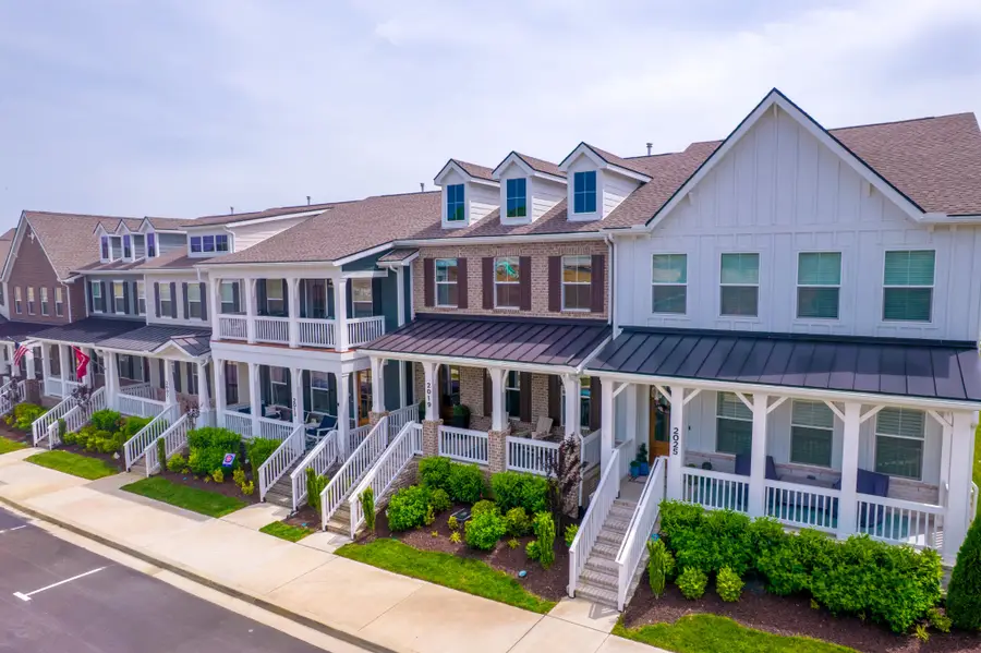 2019 Braidwood Ln, Franklin, TN 37064 - #2