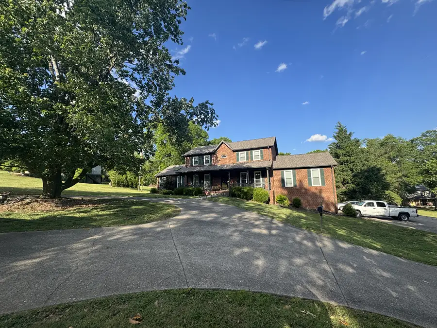 1616 Anderson Rd, Hendersonville, TN 37075 - #2