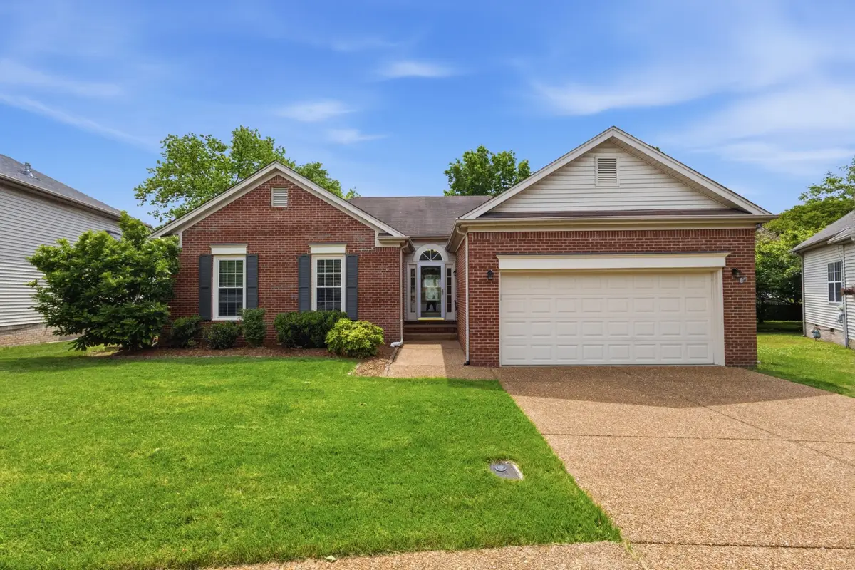 4011 Linden Ct, Franklin, TN 37069 - #1