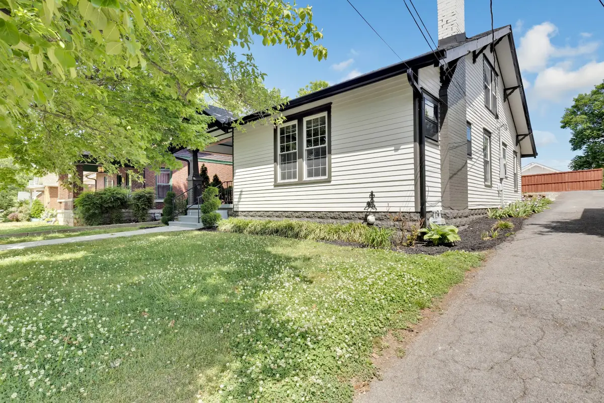 308 Walnut St, Springfield, TN 37172 - #1