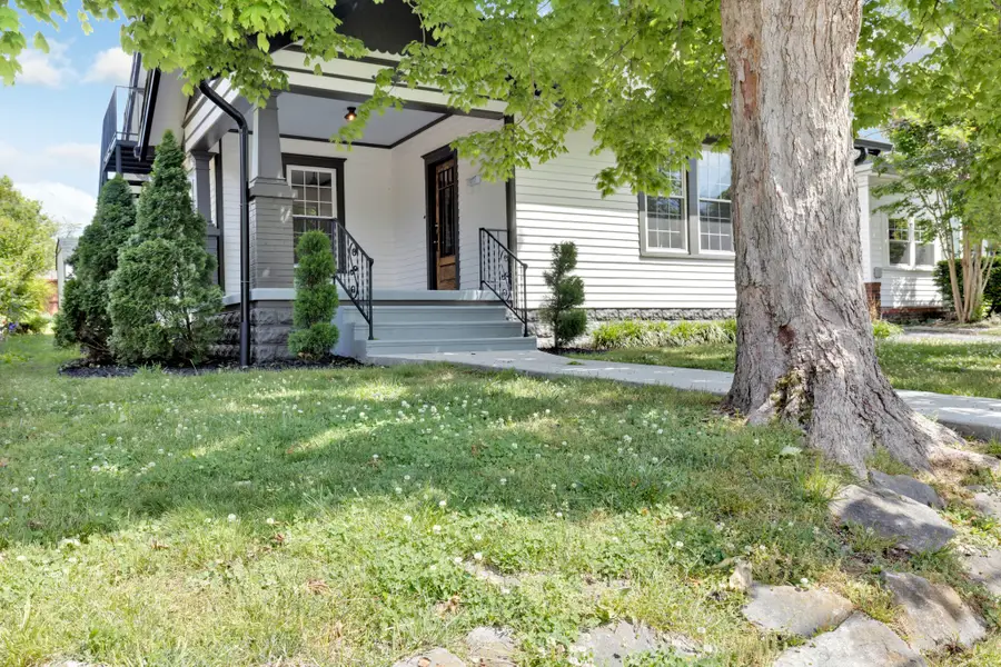 308 Walnut St, Springfield, TN 37172 - #3