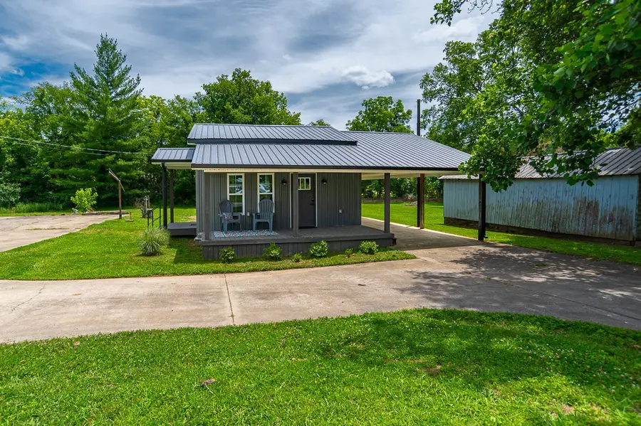 941 Shelbyville Hwy, Fayetteville, TN 37334 - #3