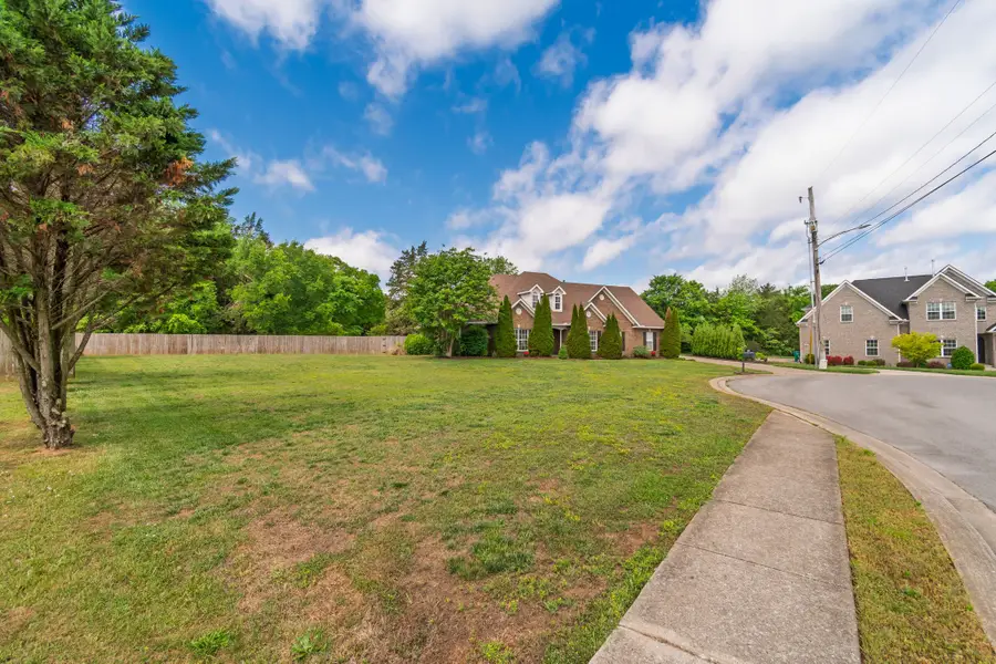 157 Lakepointe Rd, La Vergne, TN 37086 - #3