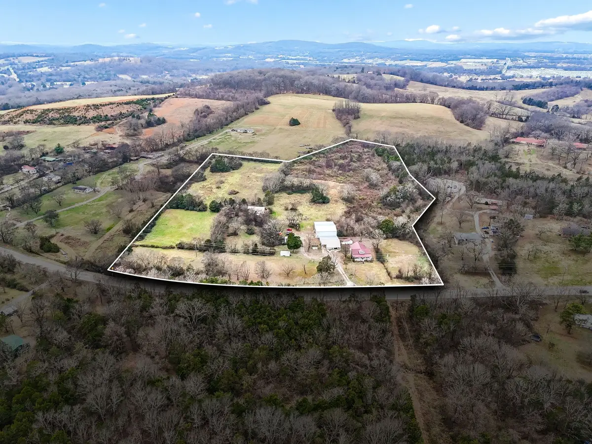 2972 Cainsville Rd, Lebanon, TN 37090 - #1