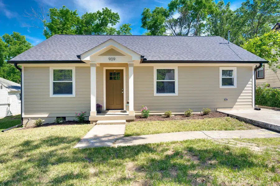 909 Oneida Ave, Nashville, TN 37207 - #2