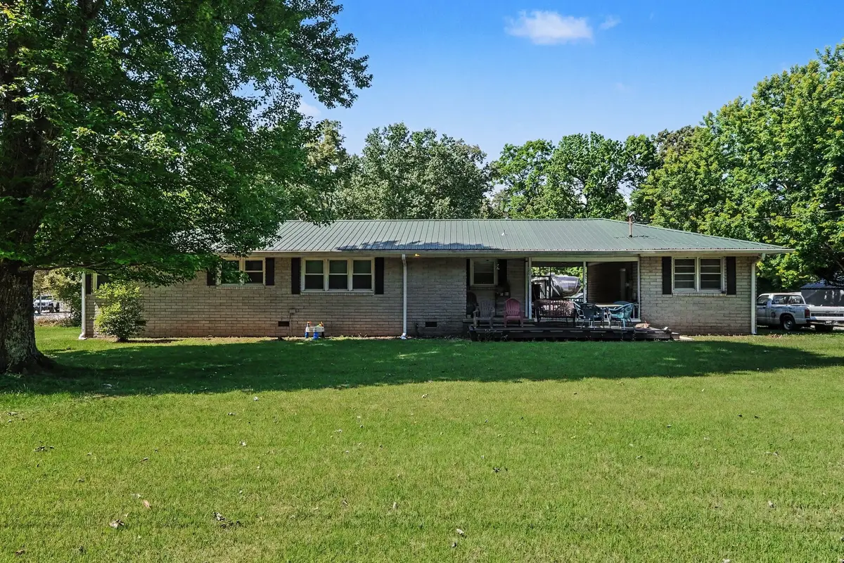 190 W Lynn Dr, Manchester, TN 37355 - #1