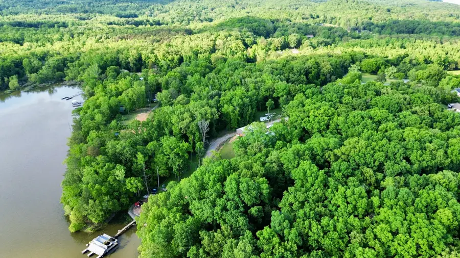 84 Lakeview Dr, Eva, TN 38333 - #3