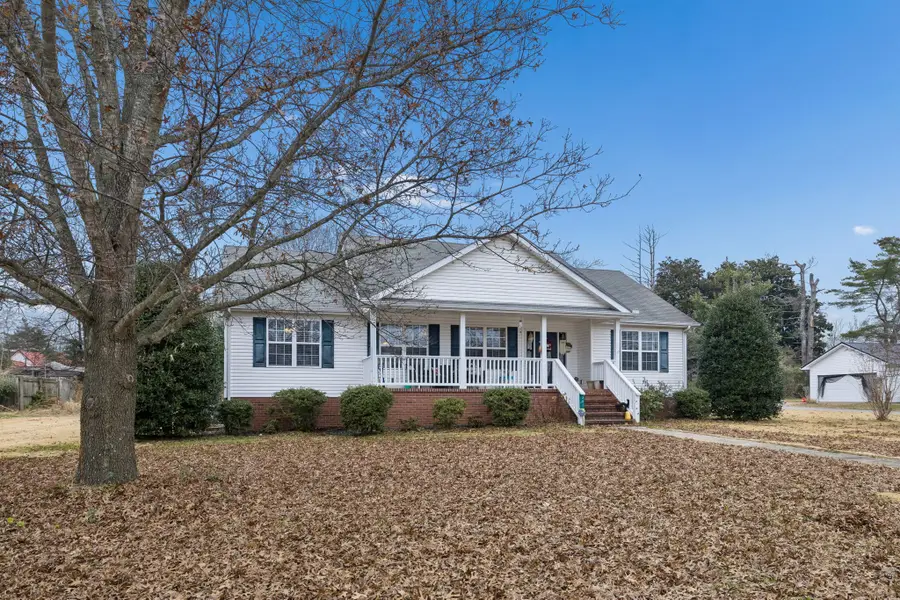 301 W King St, Morrison, TN 37357 - #3