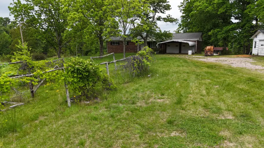 178 Lester Plunk Rd, Bethel Springs, TN 38315 - #3
