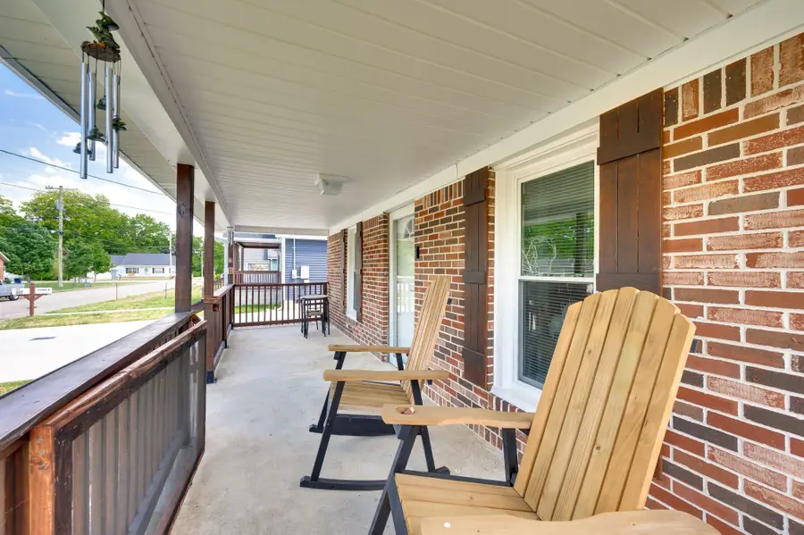309 Wall St, Mount Pleasant, TN 38474 - #3