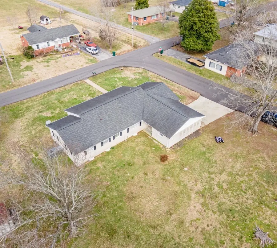 803 Nichols St, Pulaski, TN 38478 - #2