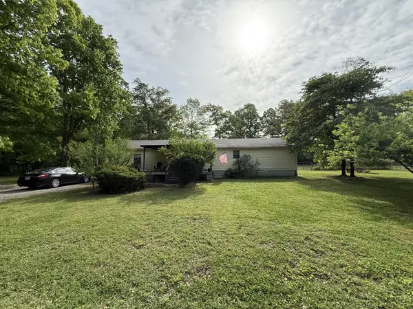 160 Oak Dr, Beechgrove, TN 37018