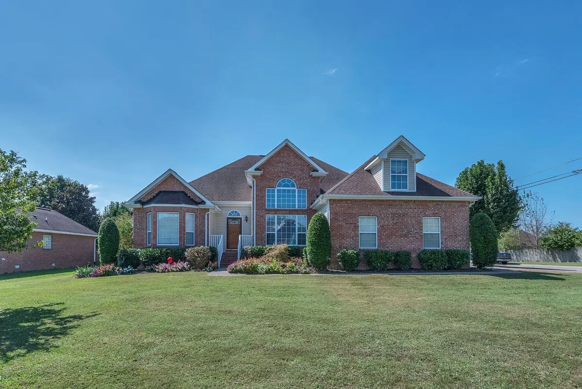 1239 Wentworth Dr, Gallatin, TN 37066 - #1