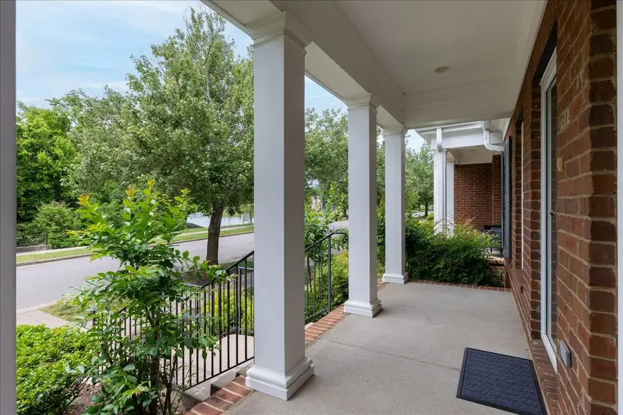 640 Springlake Dr, Franklin, TN 37064 - #3