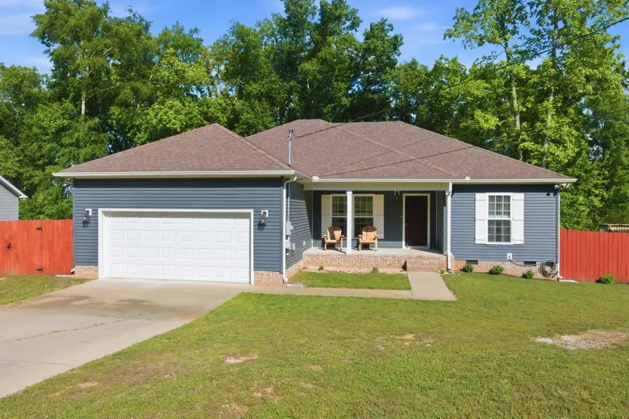 106 Doak St, Shelbyville, TN 37160 - #2