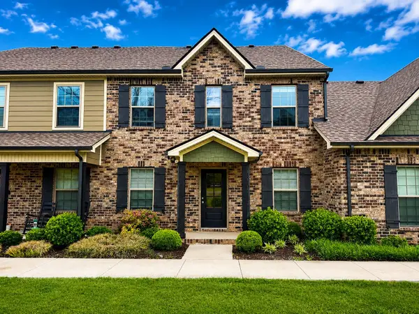 5628 Maples Retreat Drive, Murfreesboro, TN 37127
