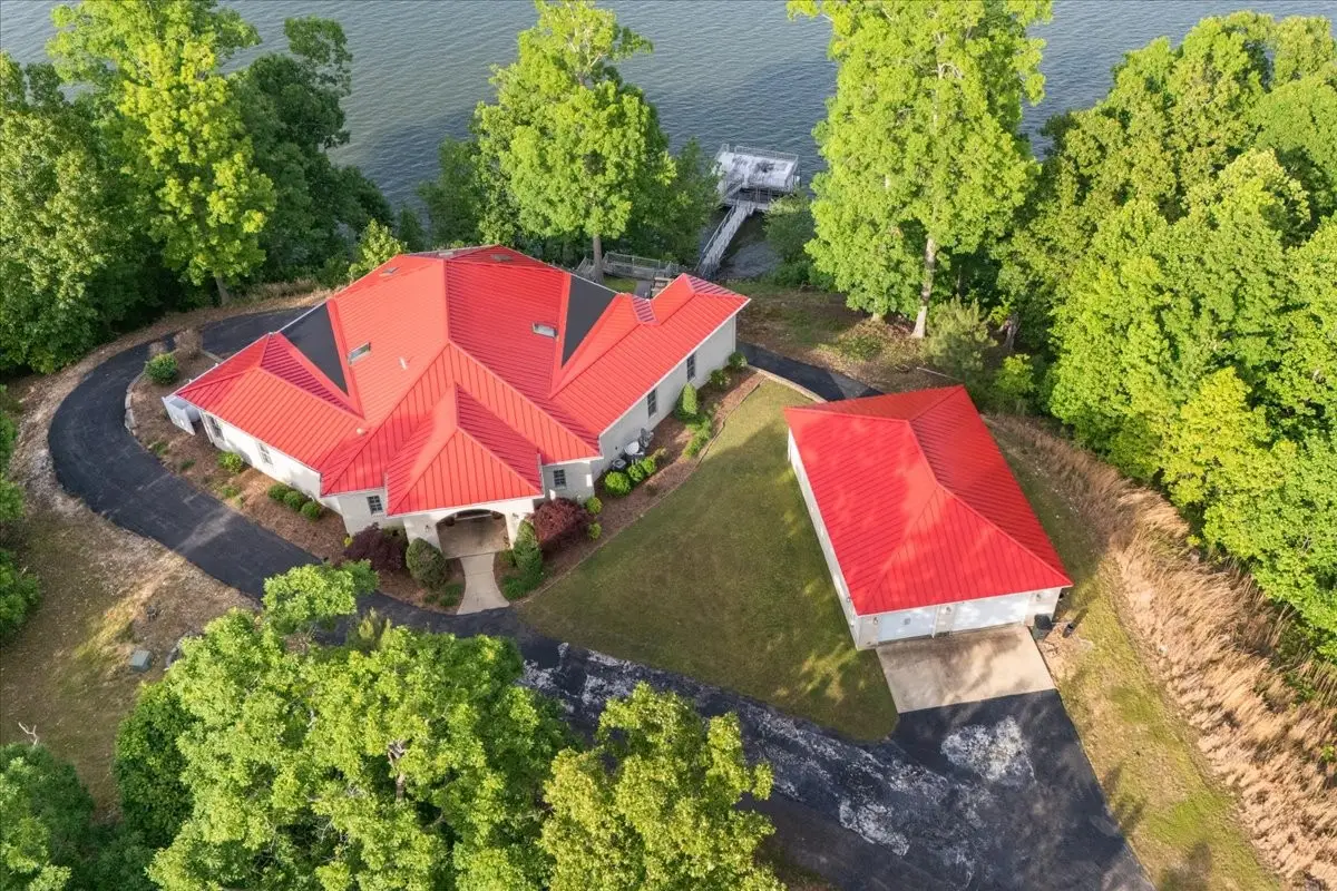 867 River Oaks Dr, Big Sandy, TN 38221 - #1