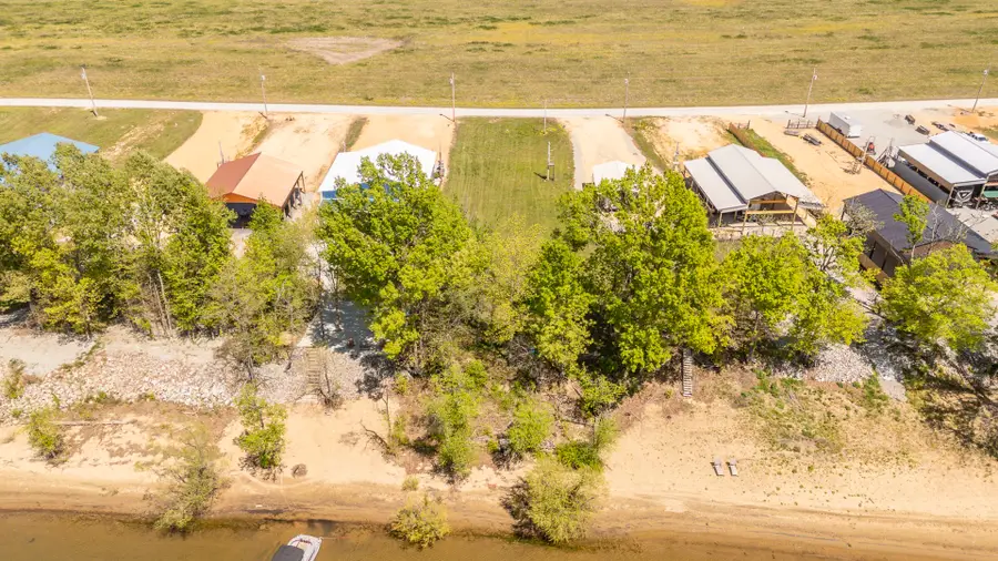 855 Hardin Bottom River Rd, Clifton, TN 38425 - #3