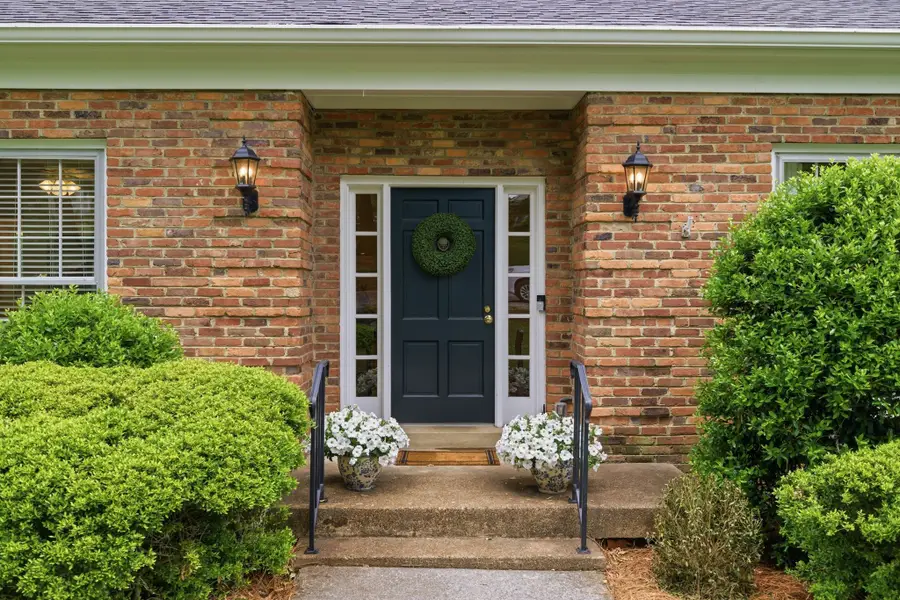 5802 Vine Ridge Dr, Nashville, TN 37205 - #3