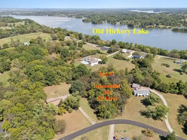 210 Crosswinds Dr, Mount Juliet, TN 37122