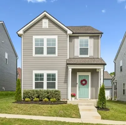182 Oasis Dr, La Vergne, TN 37086