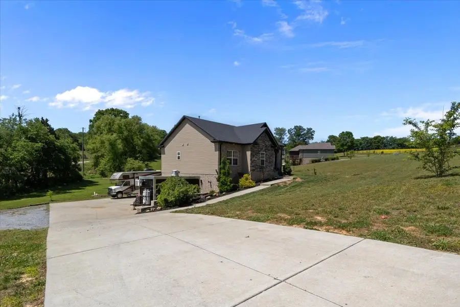 180 Alonzo Pl, Cunningham, TN 37052 - #2
