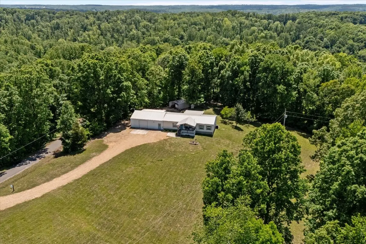 254 Shiloh Hollow Rd, Erin, TN 37061 - #1
